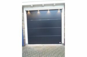 Plano Satin sectionaaldeur met LED-lijst